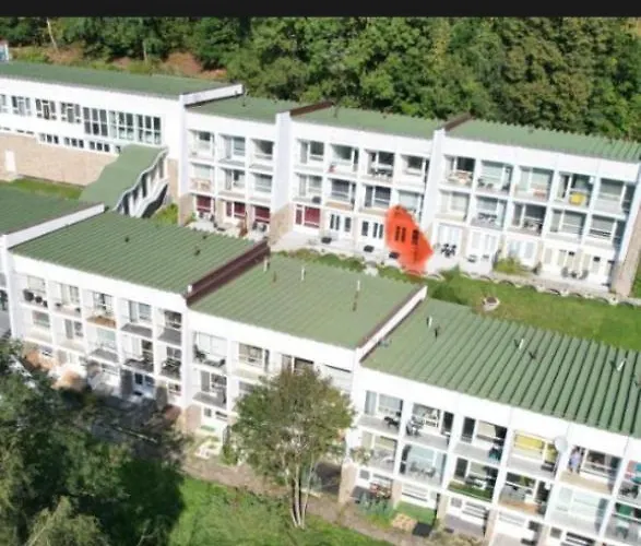 Sie * אוסטראון